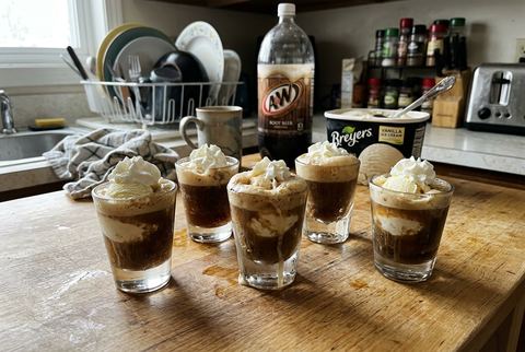 Root Beer Float Shots